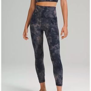 Lululemon Align crop 23”